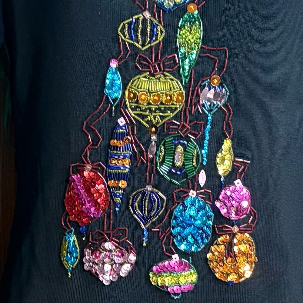 Lucia Burns black rayon sweater with a sequin and beaded Christmas tree design